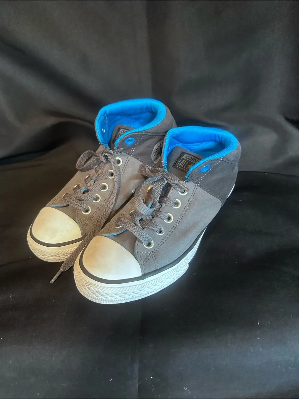 #S-1104 Converse All Star Kids Gray Canvas Sneakers with Blue Lining, SZ 5-1/2